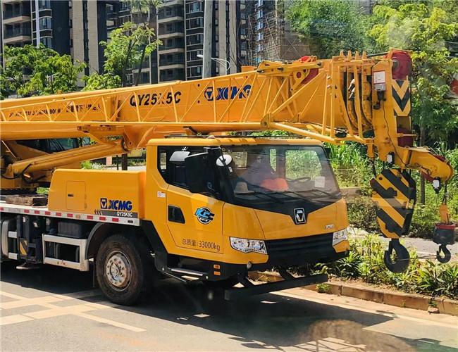 石首市大件设备吊装租赁吊车