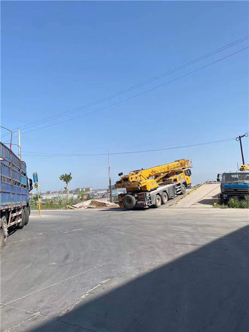 石首市25吨吊车的租赁价格大概是多少？